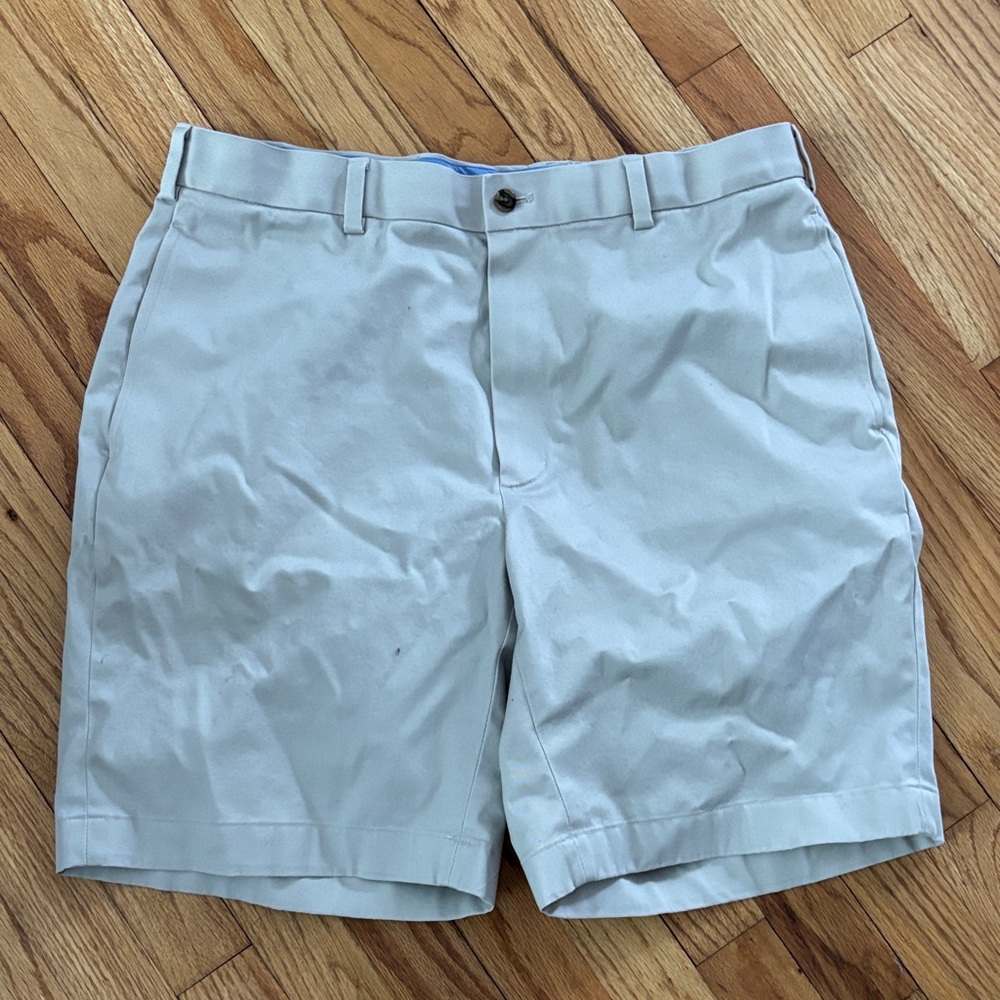 Brooks Brothers Men's Classic Tan Flat Front Shorts sz 36